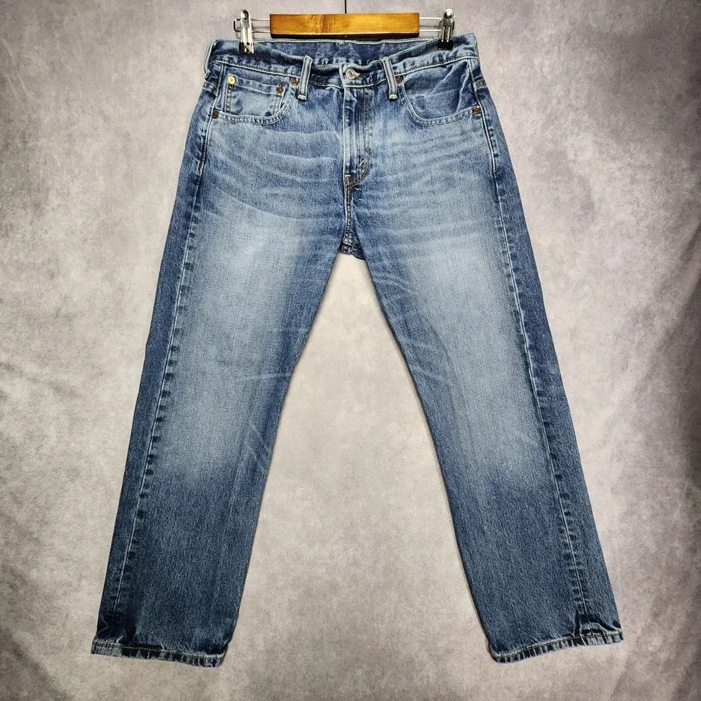 Levis levi 569